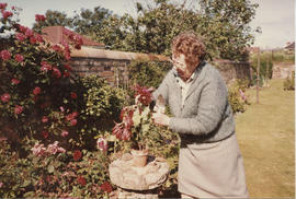 Photograph of Margaret Anderson, Prestwick, taken in her garden